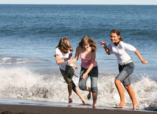 Zielona szkoła nad morzem: połączenie edukacji z przyrodą